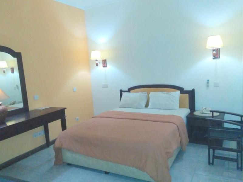 Hotel Zaitun Selaparang Ломбок Екстериор снимка