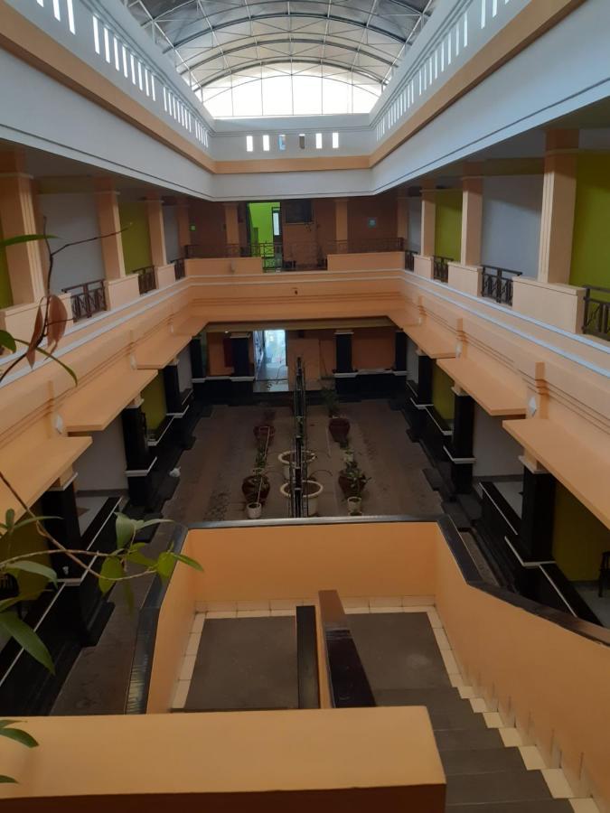 Hotel Zaitun Selaparang Ломбок Екстериор снимка