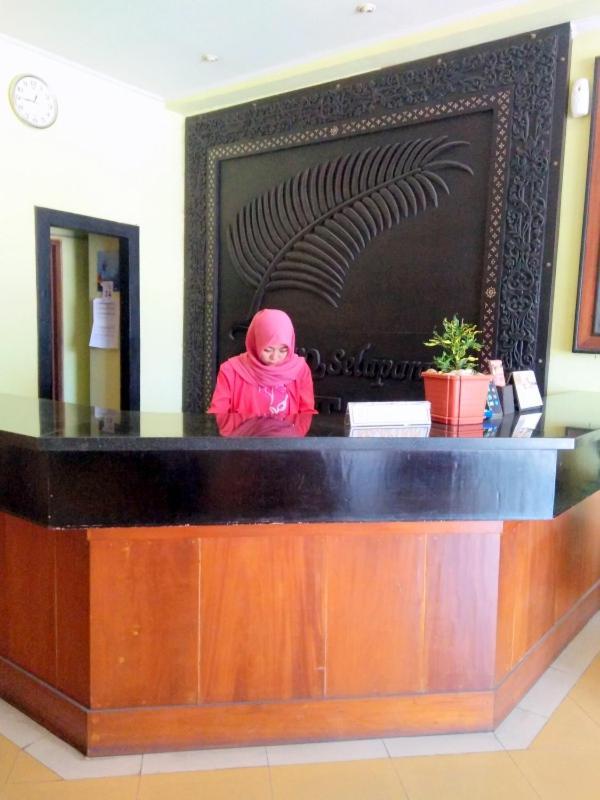 Hotel Zaitun Selaparang Ломбок Екстериор снимка
